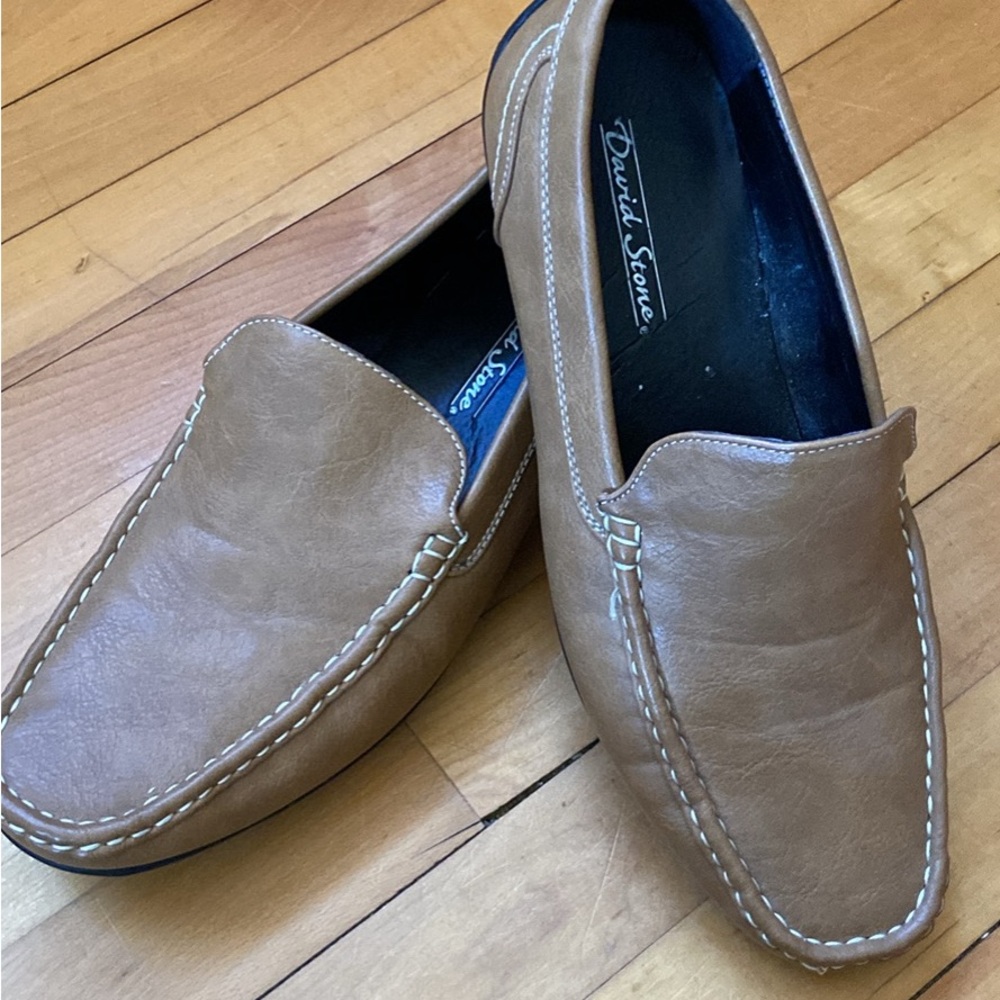 Men's Tan Loafers
